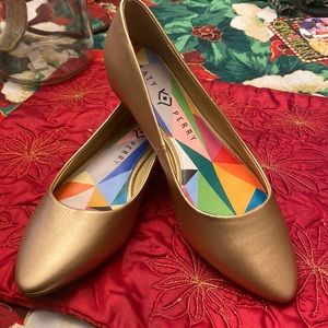 Katy Perry Gold New Rose Pointed Flats